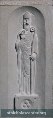 Standing figure with three balls Standing figure with three balls