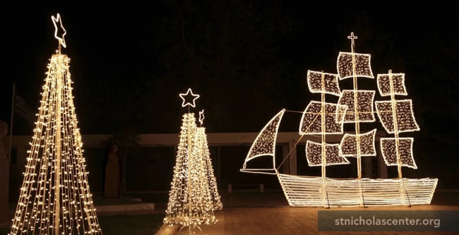 Lighted Christmas boat Lighted Christmas boat