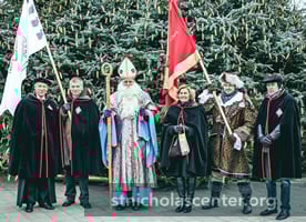 St Nicholas with Association members St Nicholas with Association members